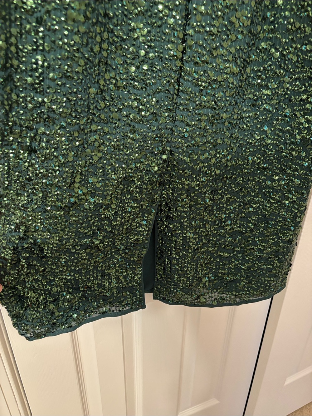 Mac Duggal Sequined Emerald Green V-Neck Midi Dress - Picture 5 of 6